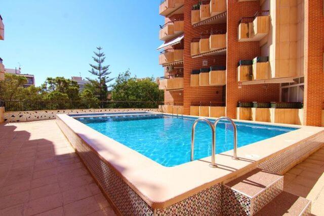 Amazing Sunny Flat With Balcony Pool Two Mins From The Beach Torrevieja Exterior foto