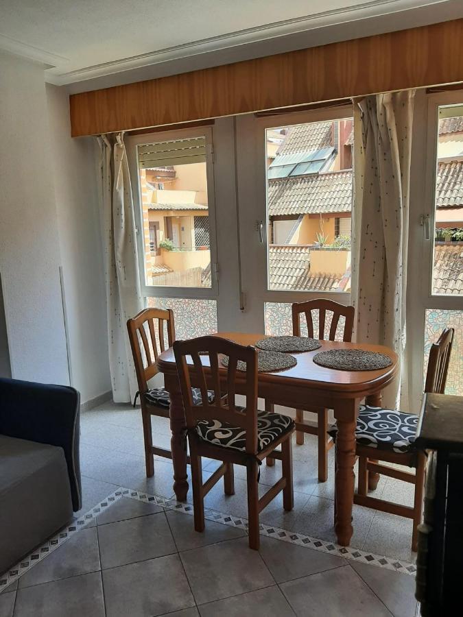 Amazing Sunny Flat With Balcony Pool Two Mins From The Beach Torrevieja Exterior foto