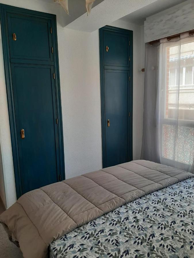 Amazing Sunny Flat With Balcony Pool Two Mins From The Beach Torrevieja Exterior foto