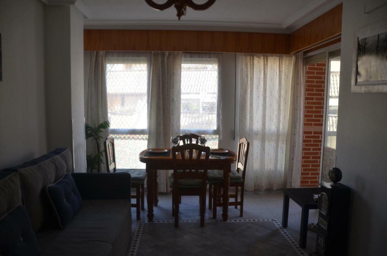 Amazing Sunny Flat With Balcony Pool Two Mins From The Beach Torrevieja Exterior foto